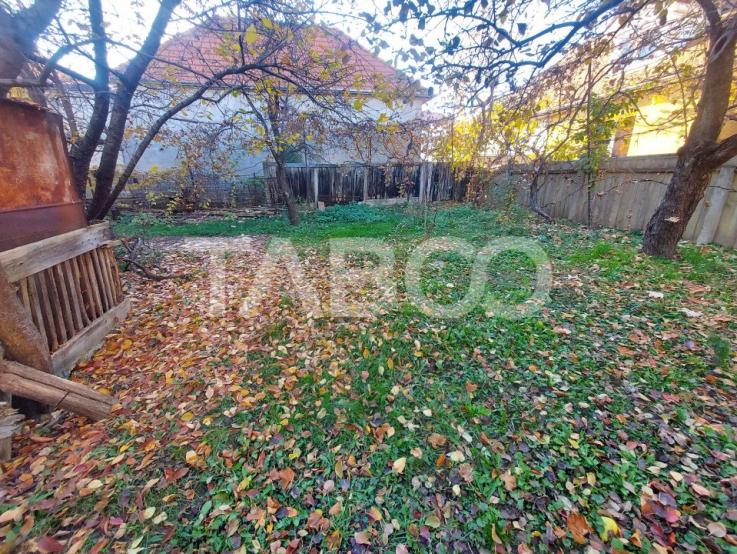 Casa tip duplex de vanzare cu teren 455 mp zona Calea Poplacii