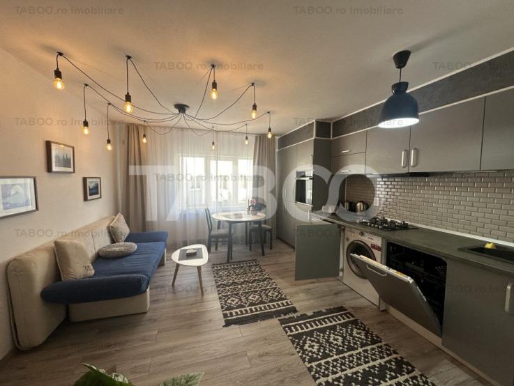 Apartament de vanzare 54 mpu curte si parcare privata Piata Cluj