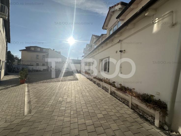 Apartament de vanzare 54 mpu curte si parcare privata Piata Cluj