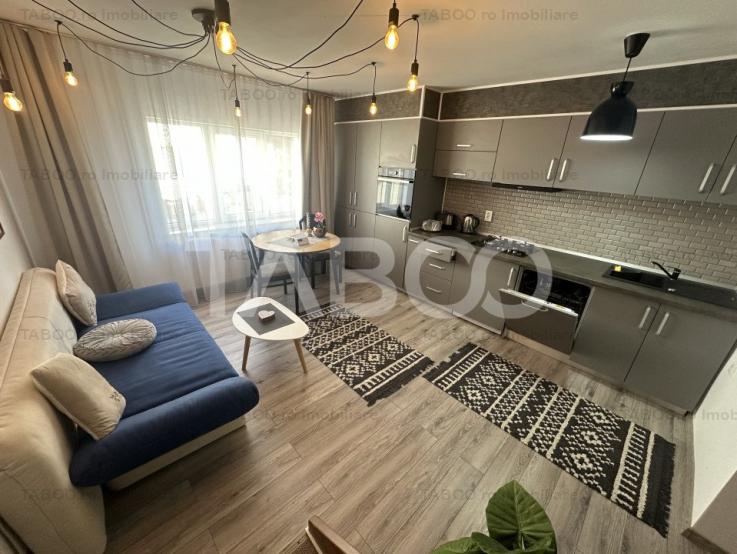 Apartament de vanzare 54 mpu curte si parcare privata Piata Cluj