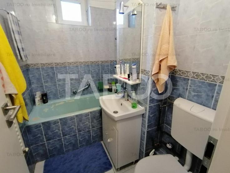 Apartament decomandat de vanzare 47 mpu mobilat renovat Rahovei Sibiu