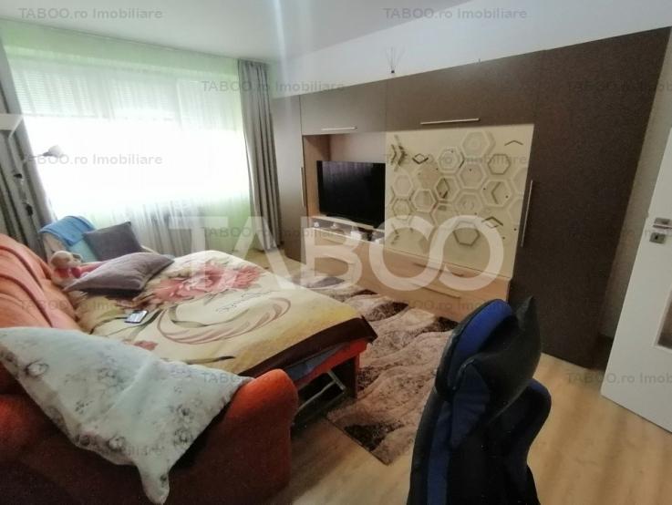 Apartament decomandat de vanzare 47 mpu mobilat renovat Rahovei Sibiu