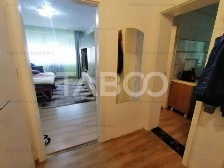 Apartament decomandat de vanzare 47 mpu mobilat renovat Rahovei Sibiu