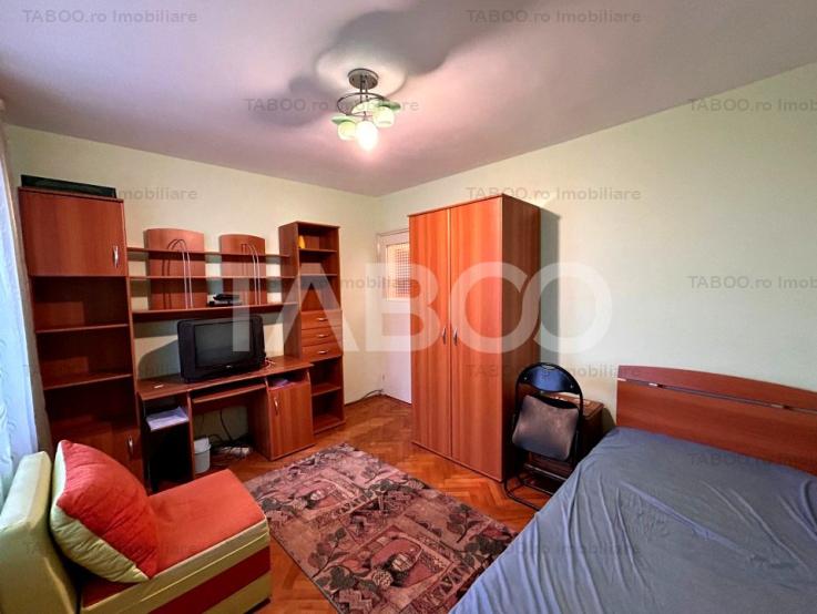 Apartament suprafata utila 49 mp bloc cu lift balcon in zona Rahovei