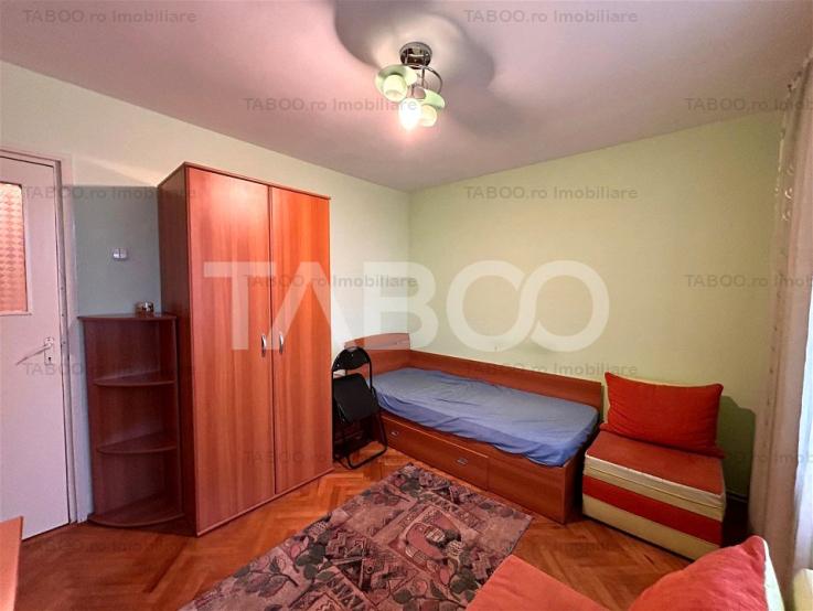 Apartament suprafata utila 49 mp bloc cu lift balcon in zona Rahovei