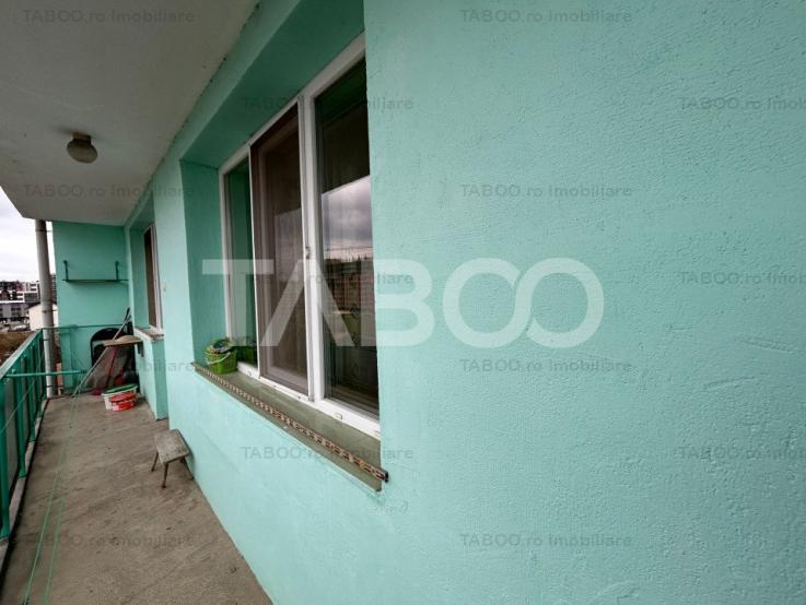 Apartament suprafata utila 49 mp bloc cu lift balcon in zona Rahovei