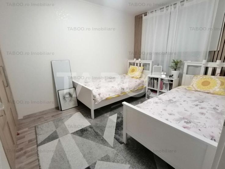 Apartament decomandat 3 camere 2 bai balcon parcare boxa Avantgarden