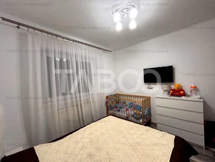 Te muti direct - apartament 3 camere decomandat 57 mpu balcon pivnita