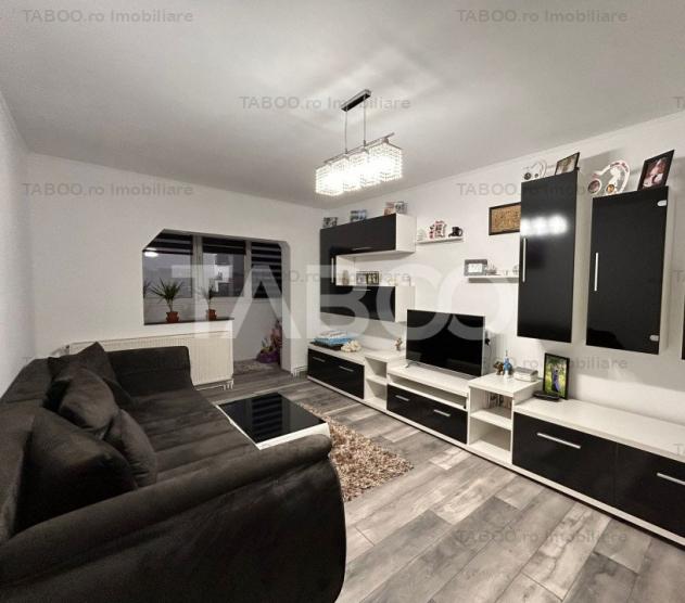 Te muti direct - apartament 3 camere decomandat 57 mpu balcon pivnita