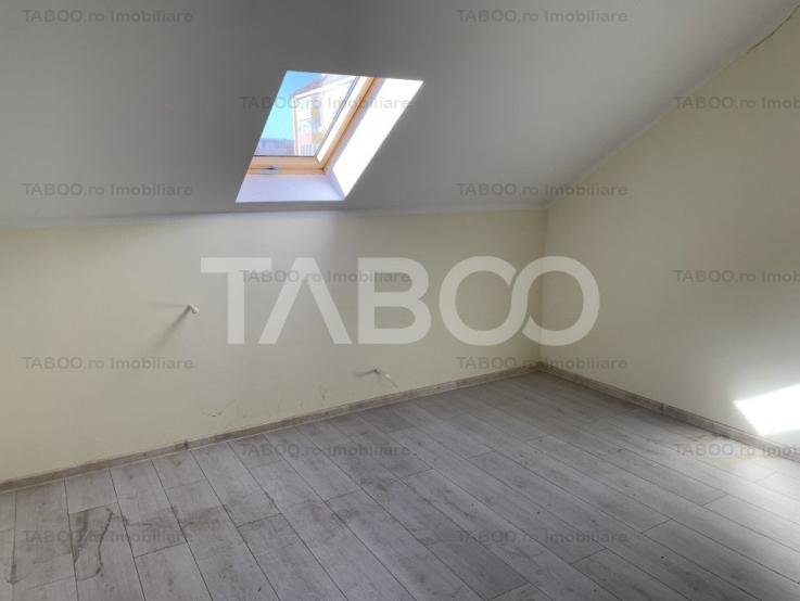 Apartament decomandat 3 camere 77 mpu 2 bai balcon zona Mihai Viteazu