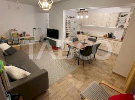 Apartament spatios de vanzare cu 3 camere Cartierul Arhitectilor