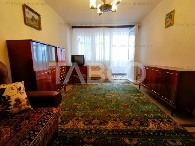 Apartament decomandat 48 mpu etaj 1 balcon pivnita Siretului Sibiu