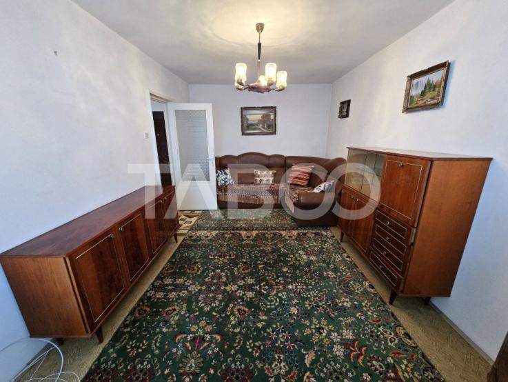 Apartament decomandat 48 mpu etaj 1 balcon pivnita Siretului Sibiu