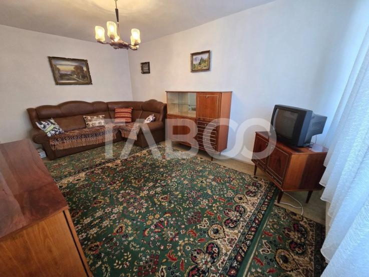 Apartament decomandat 48 mpu etaj 1 balcon pivnita Siretului Sibiu