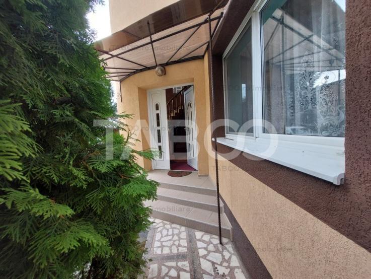 Casa individuala 5 camere 240 mp utili curte gradina Centru Alba Iulia