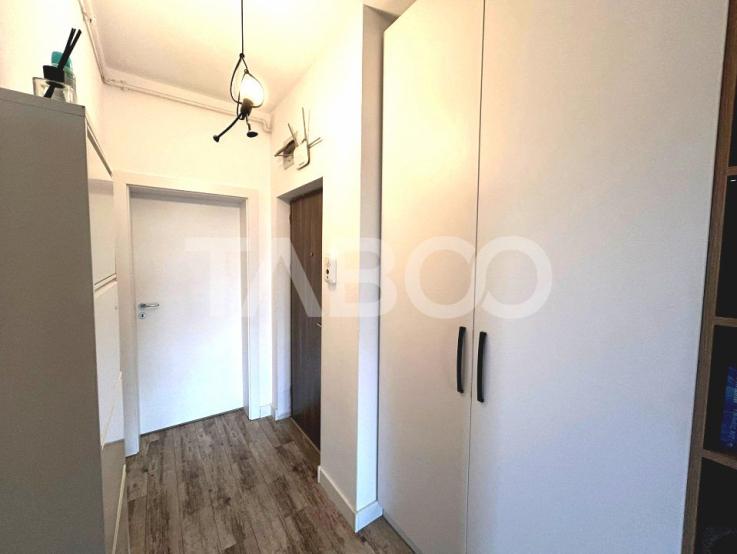 Apartament de vanzare decomandat 2 terase geam la baie in Sibiu