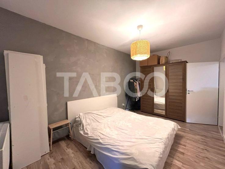 Apartament de vanzare decomandat 2 terase geam la baie in Sibiu