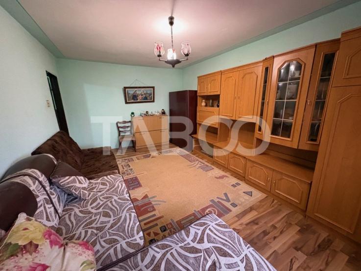 Apartament de inchiriat 2 camere decomandate 68 mpu Stefan cel Mare