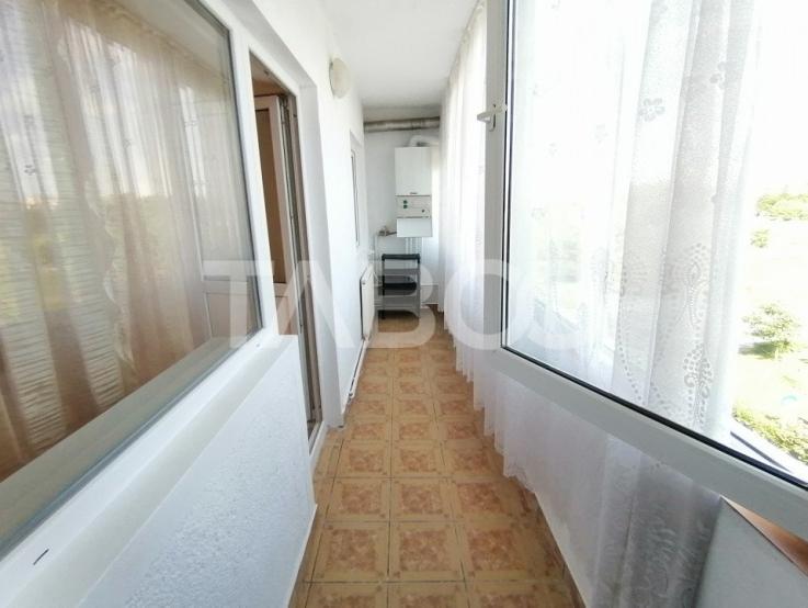 Apartament decomandat 2 camere renovat balcon pivnita Strand Sibiu