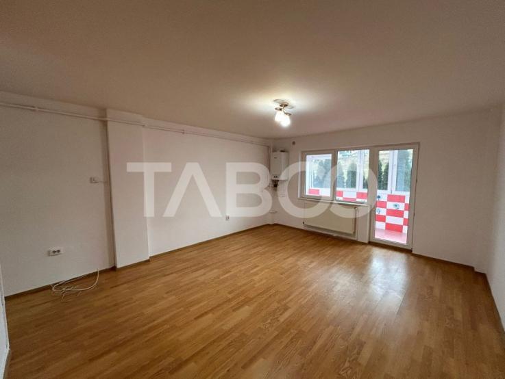 Garsoniera de vanzare 45 mpu balcon inchis zona Tilisca in Sibiu