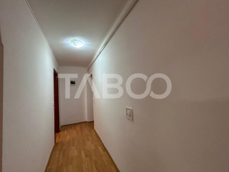 Garsoniera de vanzare 45 mpu balcon inchis zona Tilisca in Sibiu