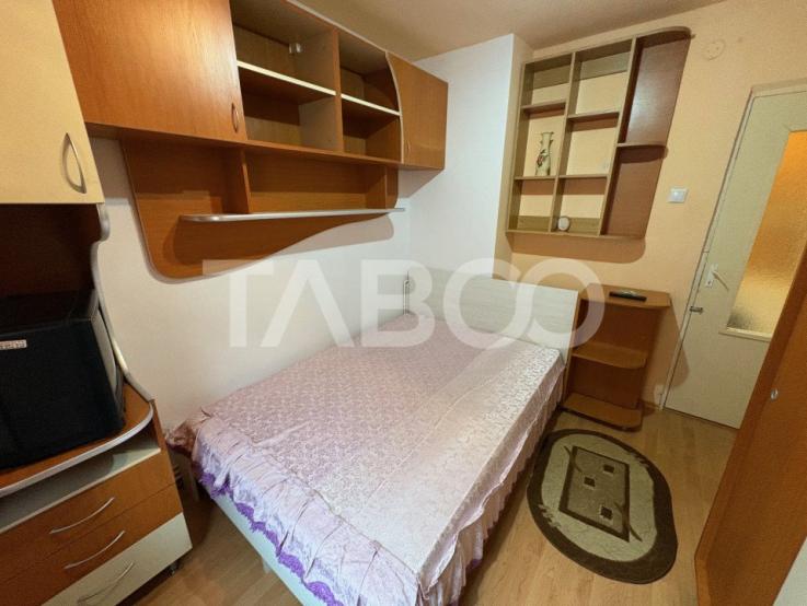 Apartament de inchiriat 3 camere decomandate 56 mpu Vasile Aaron Sibiu