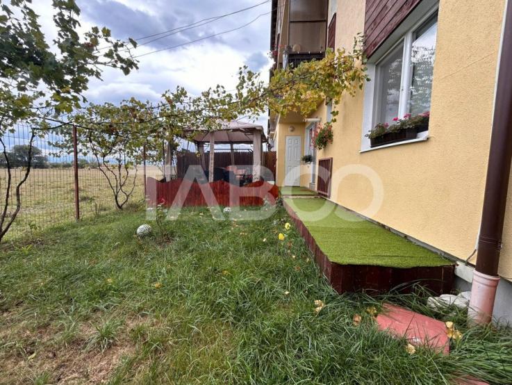 Apartament de inchirat cu 3 camere la vila 65 mpu Calea Surii Mici 