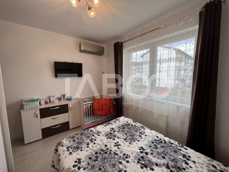 Apartament decomandat etaj 1 cu 2 camere parcare Arhitectilor Sibiu