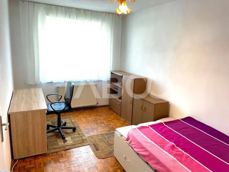 Apartament de vanzare 2 camere balcon langa scoala Terezian