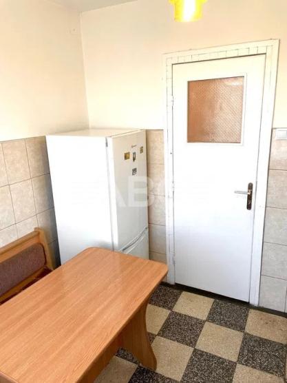 Apartament de vanzare 2 camere balcon langa scoala Terezian