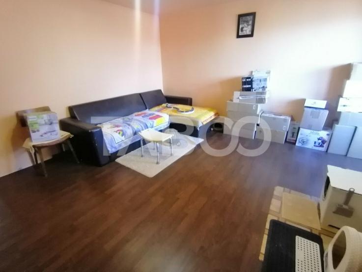 Apartament decomandat cu 4 camere 110 utili 2 bai balcon Tilisca Sibiu