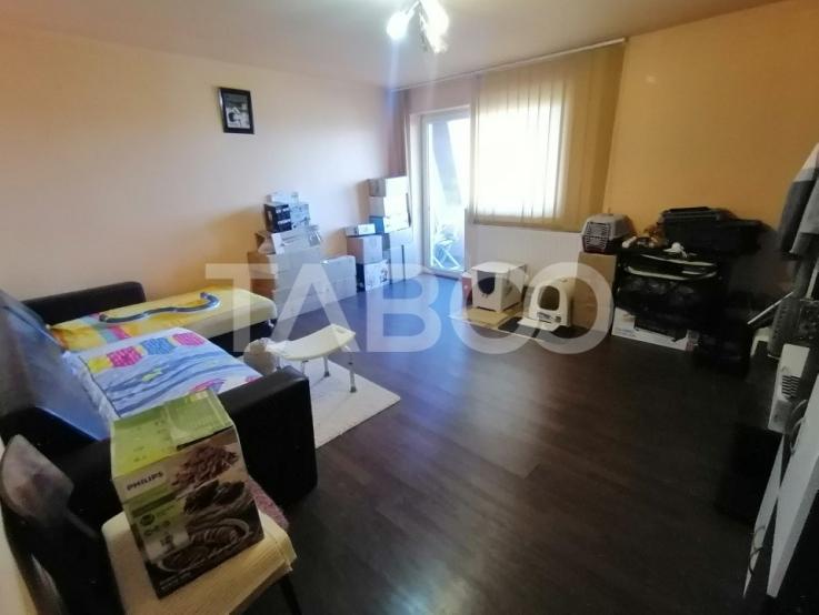 Apartament decomandat cu 4 camere 110 utili 2 bai balcon Tilisca Sibiu