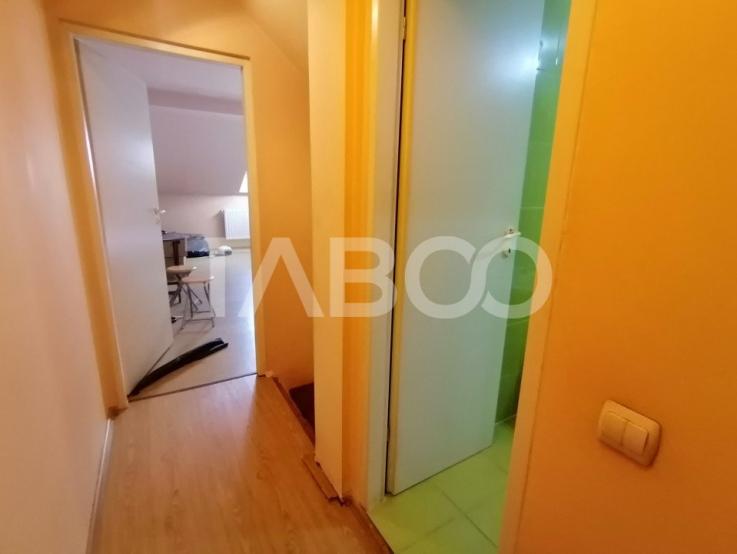 Apartament decomandat cu 4 camere 110 utili 2 bai balcon Tilisca Sibiu