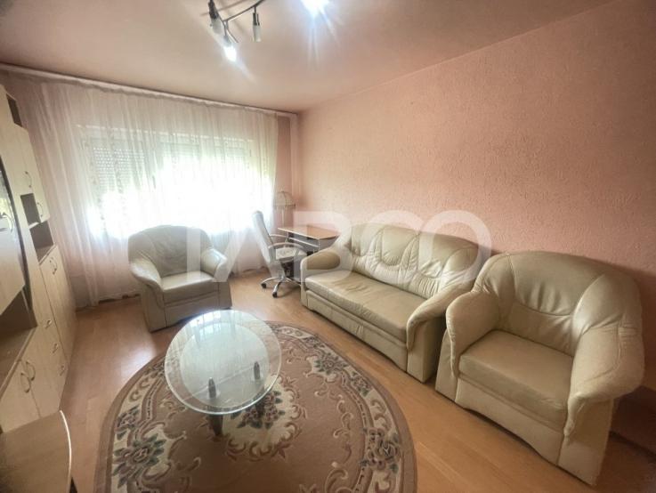 Apartament decomandat 2 camere 51 mpu balcon etaj 3 Vasile Aaron Sibiu