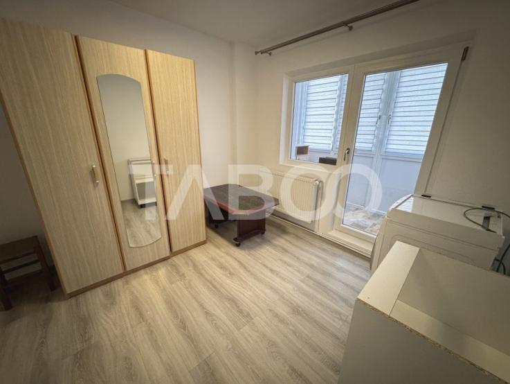 Apartament decomandat 3 camere 2 bai 2 balcoane etaj 3 Strand Sibiu