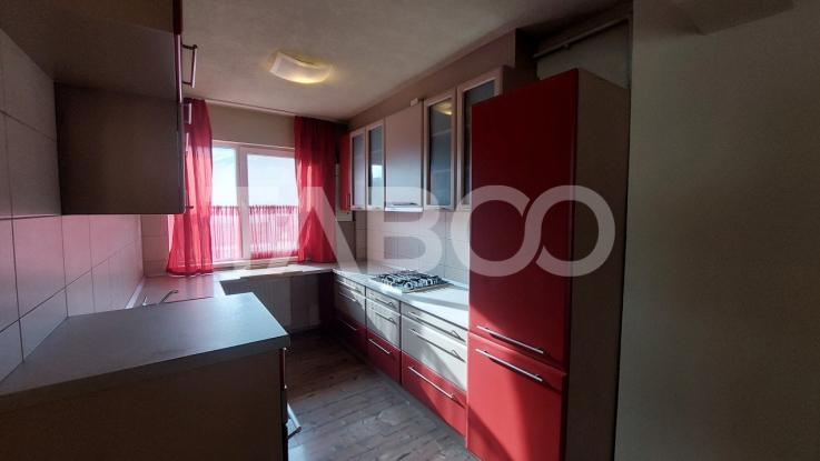 Apartament de inchiriat 72 mp 1 loc parcare zona Turnisor Sibiu