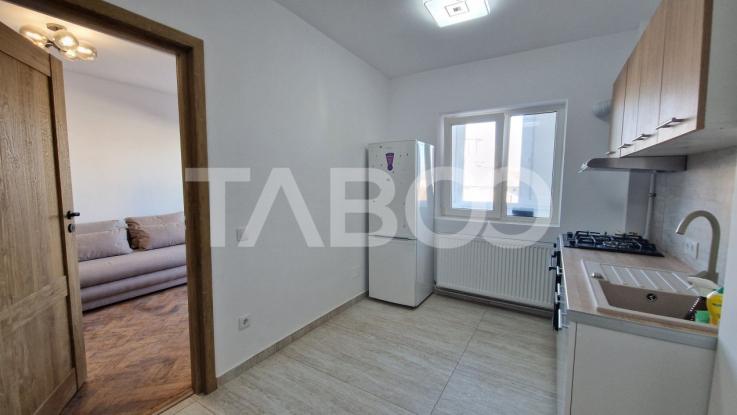 Apartament 2 camere de inchiriat la etajul 2 cu balcon zona Siretului