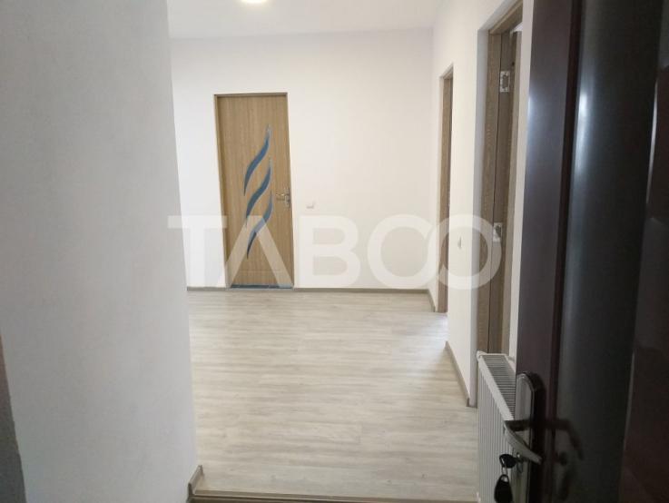 Apartament de inchiriat 3 camere decomandate Sibiu zona Promenada Mall