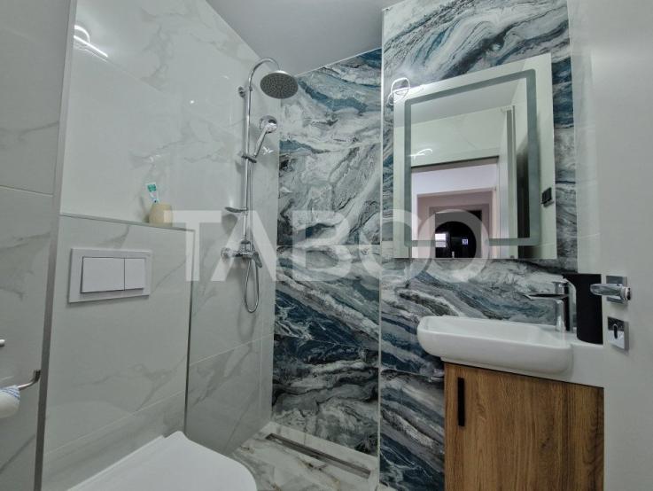 Apartament decomandat cu 3 camere renovat modern cartier Strand