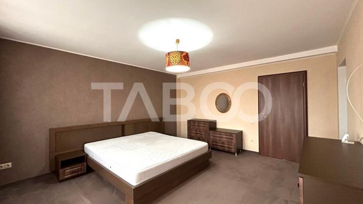 Apartament de vanzare cu 3 camere loc de parcare 2 bai balcon in Sibiu