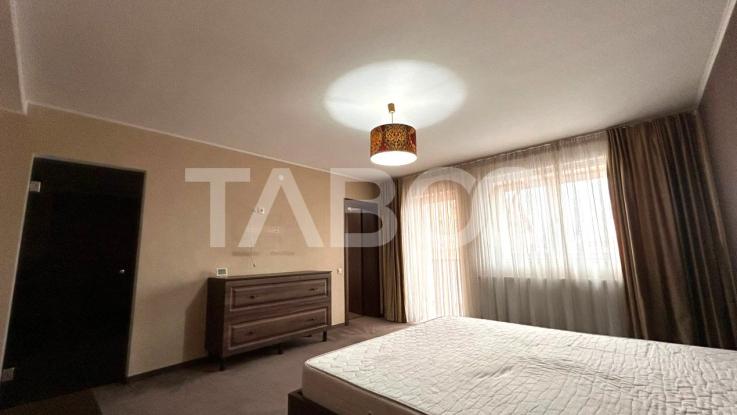 Apartament de vanzare cu 3 camere loc de parcare 2 bai balcon in Sibiu