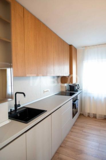 Apartament prima inchiriere etajul 1 in zona Strand