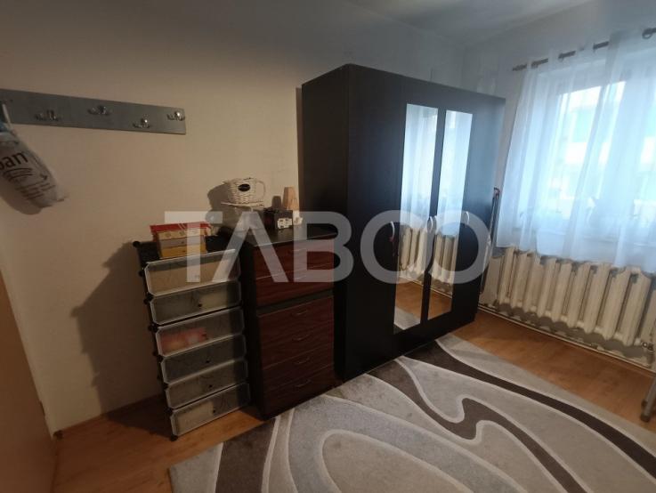 Apartament 3 camere 64mp utili mobilat utilat balcon Cetate Alba Iulia