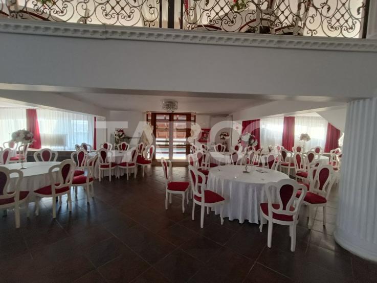 Spatiu pretabil sala evenimente 1000 mpu restaurant parcare Alba Iulia