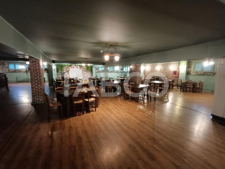 Spatiu pretabil sala evenimente 1000 mpu restaurant parcare Alba Iulia