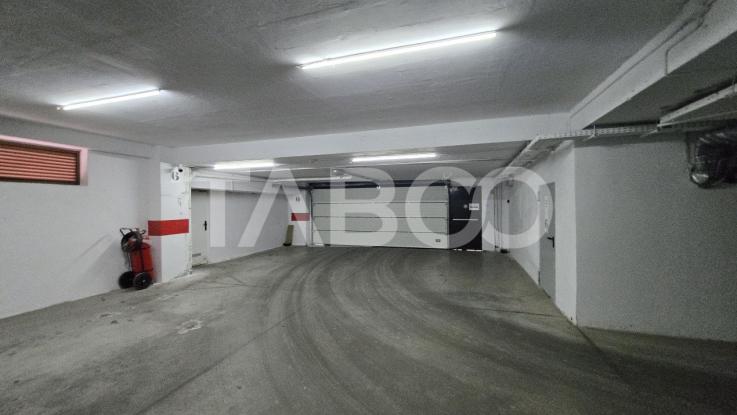 Apartament 3 camere si gradina 30 mp de vanzare in Brasov