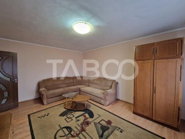 Apartament 3 camere de inchiriat 2 balcoane lift Terezian Sibiu