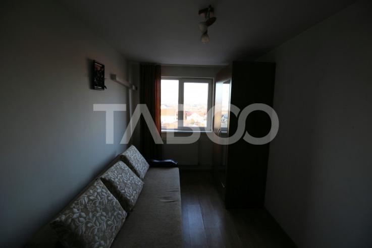 Apartament 3 camere la mansarda zona Tiglari