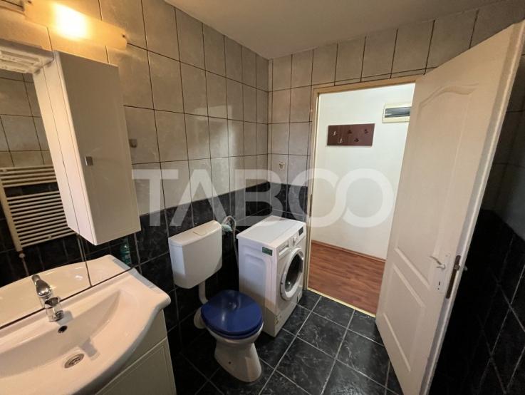 Apartament 3 camere la mansarda zona Tiglari