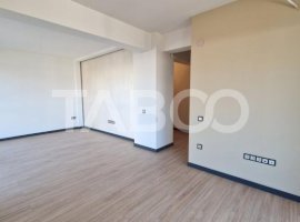 Apartament 2 camere de vanzare etajul 1 cu 2 parcari Doamna Stanca